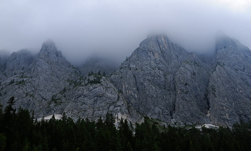 08-09-14-074941.jpg - Il Monte Peralba avvolto nelle nuvole